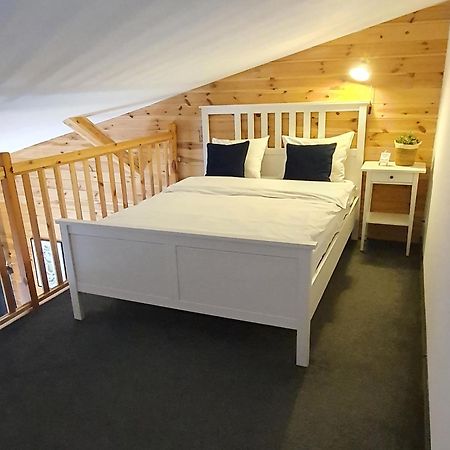 Babie Lato B&B Uniejów Eksteriør billede